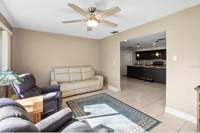 7001 18th Street N, Saint Petersburg, FL 33702 - Photo 17