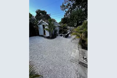 522 Rosery Road NW, Largo, FL 33770 - Photo 3