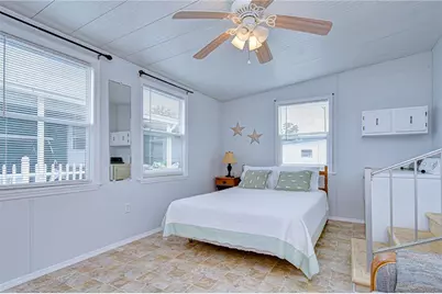 38634 Lansing Avenue, Zephyrhills, FL 33542 - Photo 25