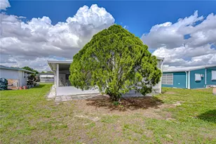 38634 Lansing Ave, Zephyrhills, FL 33542 - Photo 37