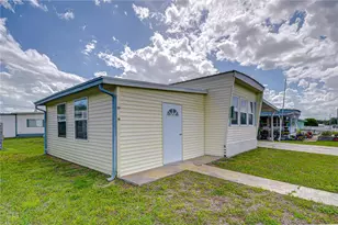 38634 Lansing Ave, Zephyrhills, FL 33542 - Photo 35