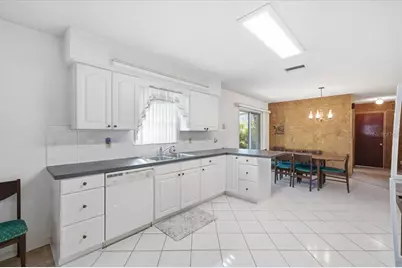 140 Patlin Circle E, Largo, FL 33770 - Photo 15