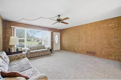 140 Patlin Circle E, Largo, FL 33770 - Photo 5
