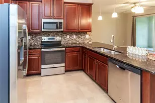 623 53rd Ave N, Saint Petersburg, FL 33703 - Photo 3