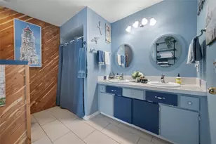 2424 Osprey Ave, Palm Harbor, FL 34683 - Photo 25