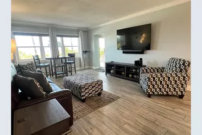 1230 Gulf Boulevard #304, Clearwater, FL 33767 - Photo 5