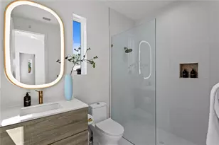 325 22nd Ave NE, Saint Petersburg, FL 33704 - Photo 21