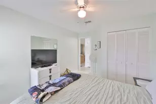 2414 Old Nantucket Ct, Sun City Center, FL 33573 - Photo 25