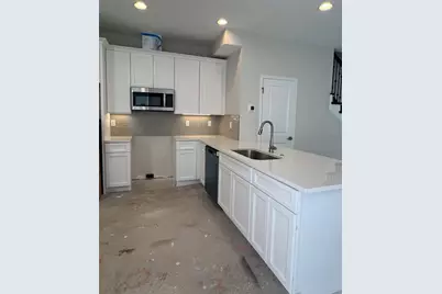 7789 93rd Street N, Seminole, FL 33777 - Photo 3