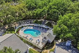 3213 Valley Oaks Dr, Tampa, FL 33618 - Photo 27