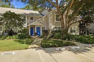 3213 Valley Oaks Dr, Tampa, FL 33618 - Photo 5