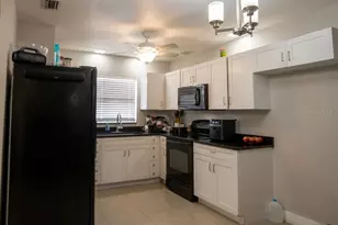 1707 Marvy Ave, Tampa, FL 33612 - Photo 9