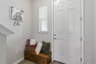 2064 Lake Waters Pl, Lutz, FL 33558 - Photo 7