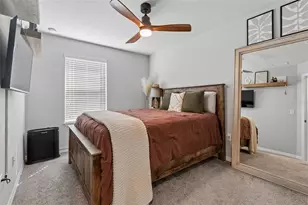 2064 Lake Waters Pl, Lutz, FL 33558 - Photo 35