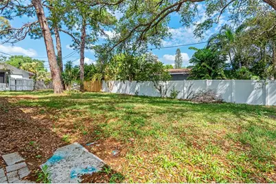 3247 Dryer Avenue, Largo, FL 33770 - Photo 9