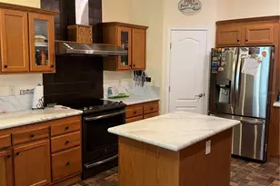 20732 S Grove Loop, Lutz, FL 33558 - Photo 9