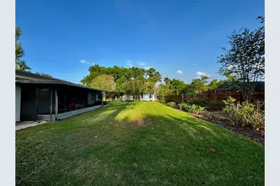 1709 Sakura Drive, Valrico, FL 33596 - Photo 9