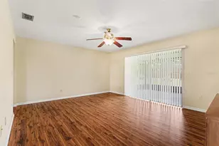 1709 Sakura Dr, Valrico, FL 33596 - Photo 7