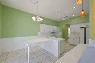 649 Masterpiece Dr, Sun City Center, FL 33573 - Photo 15