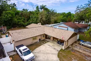 8006 Jackson Springs Rd, Tampa, FL 33615 - Photo 3