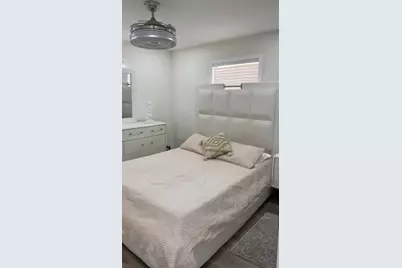 2109 E Navajo Avenue, Tampa, FL 33612 - Photo 11