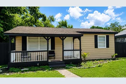 2109 E Navajo Avenue, Tampa, FL 33612 - Photo 1