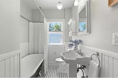 230 27th Street N, Saint Petersburg, FL 33713 - Photo 21