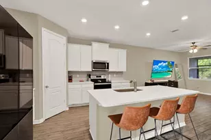 11443 Cay Spruce Wy, San Antonio, FL 33576 - Photo 9