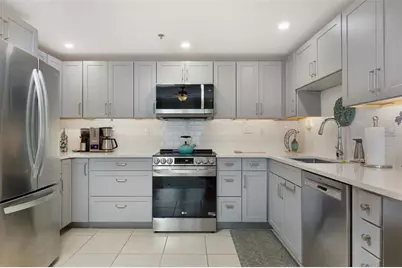 219 4th Avenue N #202, Saint Petersburg, FL 33701 - Photo 7