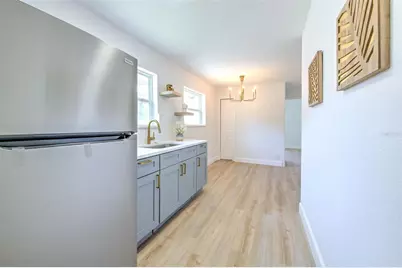 2002 E Hanna Avenue, Tampa, FL 33610 - Photo 17