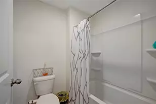 7737 Rosewood Garden Loop, Tampa, FL 33637 - Photo 45