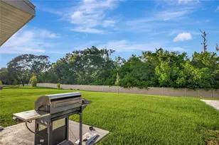 7737 Rosewood Garden Loop, Tampa, FL 33637 - Photo 49