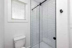 1520 N Pierce St, Tampa, FL 33602 - Photo 9