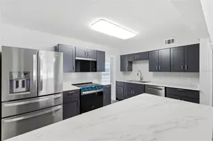 7211 32nd Ave N, Saint Petersburg, FL 33710 - Photo 7