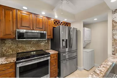 450 S Gulfview Boulevard #802, Clearwater Beach, FL 33767 - Photo 5