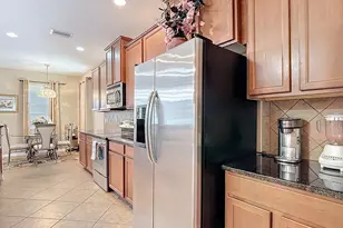 11213 Kiskadee Cir, New Port Richey, FL 34654 - Photo 3