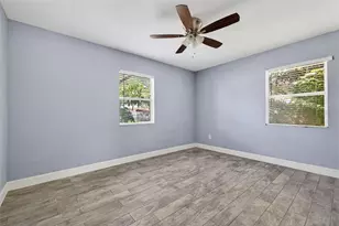 734 40th Ave NE, Saint Petersburg, FL 33703 - Photo 15