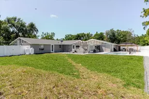 8105 Brower Dr, Bradenton, FL 34211 - Photo 35