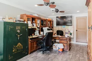 8105 Brower Dr, Bradenton, FL 34211 - Photo 29