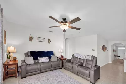 2826 Van Amber Court, Lakeland, FL 33811 - Photo 9
