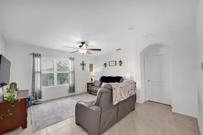 2826 Van Amber Court, Lakeland, FL 33811 - Photo 7