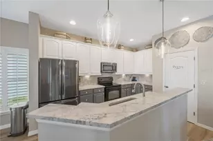 1842 Mira Lago Cir, Ruskin, FL 33570 - Photo 5