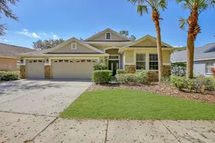 6115 Gannetdale Dr, Lithia, FL 33547 - Photo 1