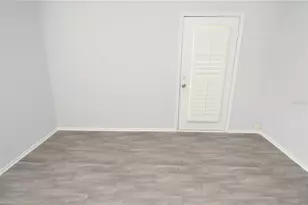 8641 Fancy Finch Dr, Tampa, FL 33614 - Photo 19