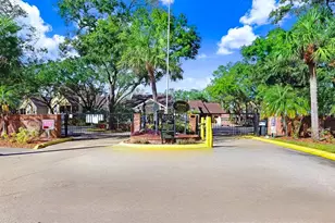 8641 Fancy Finch Dr, Tampa, FL 33614 - Photo 89