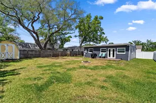 824 61st Ave NE, Saint Petersburg, FL 33703 - Photo 23