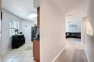 3455 Countryside Blvd, Clearwater, FL 33761 - Photo 9