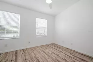 6229 Bayside Key Dr, Tampa, FL 33615 - Photo 21