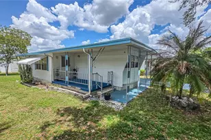 37031 Karen Ave, Zephyrhills, FL 33542 - Photo 35