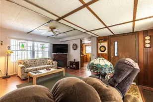 37031 Karen Ave, Zephyrhills, FL 33542 - Photo 5